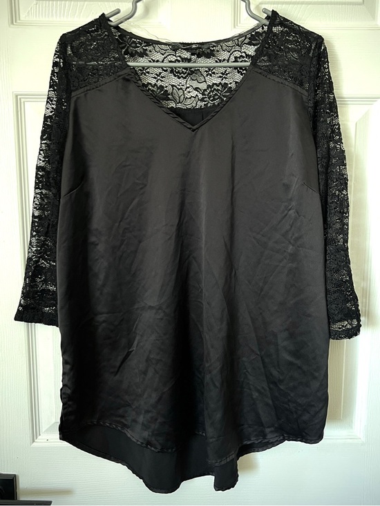 Sloane & Sadie Tops - Black satin lace 3/4 sleeve flowy blouse romantic goth witchy edgy chic v-neck